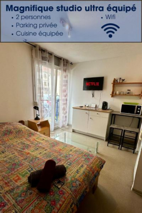 Studio tout équipé avec parking Numéro 9